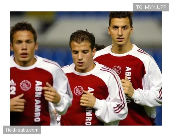 伊布与罗本快攻参与模式对比：转移频率与单点驱动机制差异分析